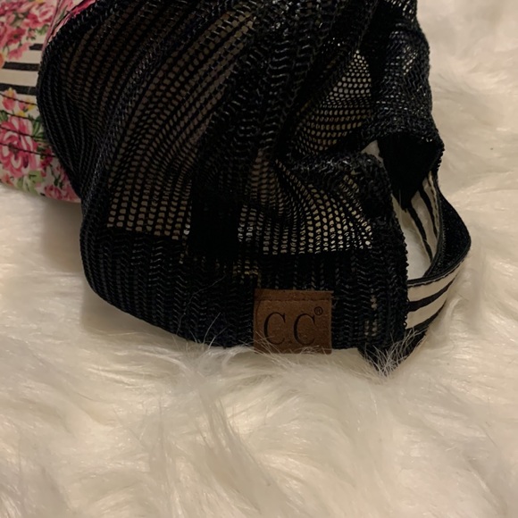 Hat - Picture 2 of 2